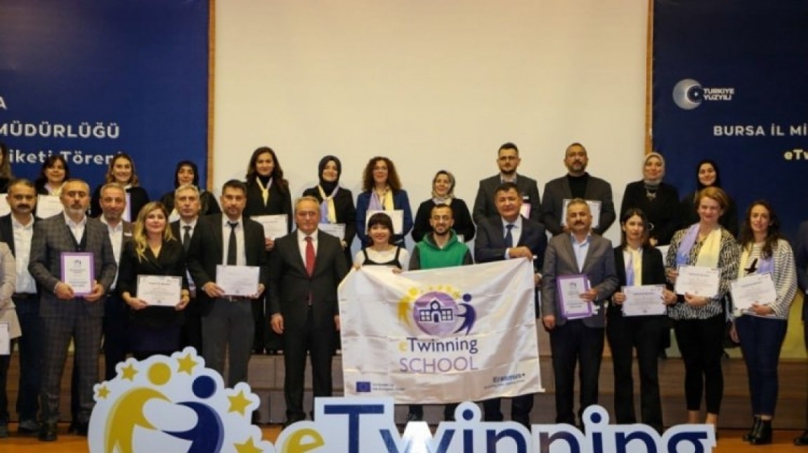 eTwinning Okul Etiketi Takdim Töreninde Ödülümüzü Aldık